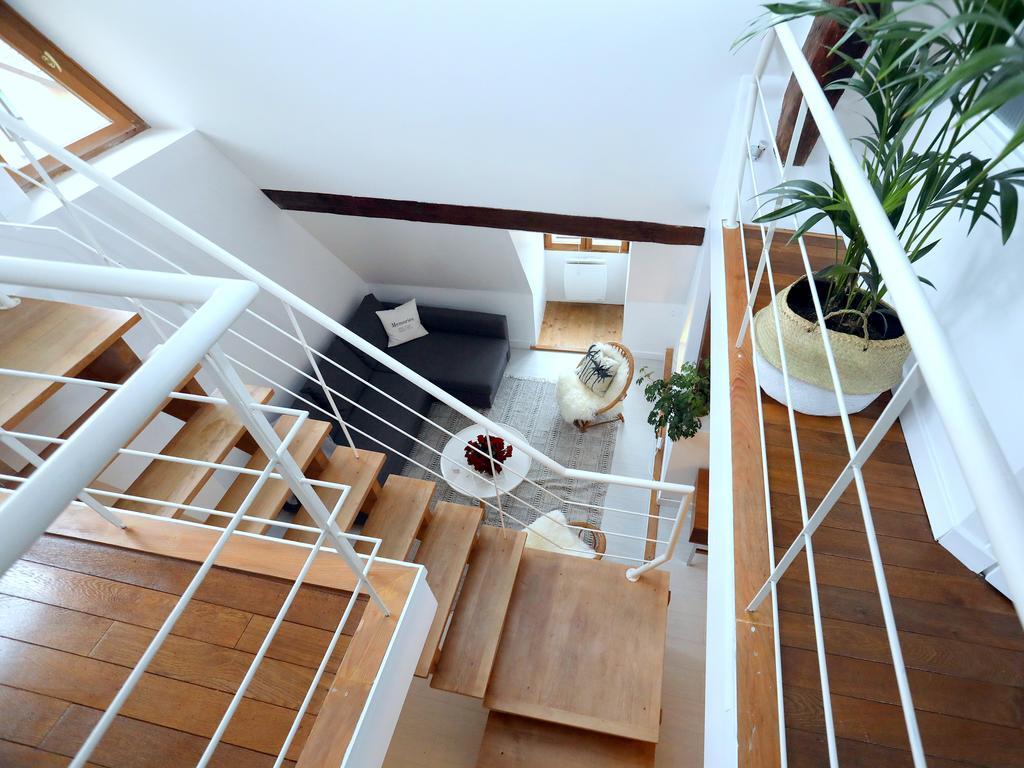 Folk Loft Apartment Annecy Bagian luar foto