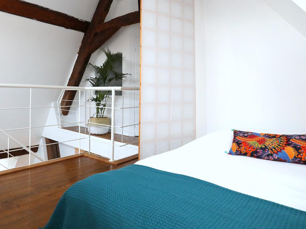 Folk Loft Apartment Annecy Bagian luar foto